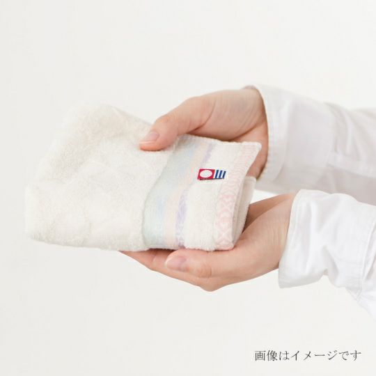 今治謹製　千歳はんかち　木箱入り　タオルハンカチ1枚　HK1017　アイボリー　（今治産）のイメージ