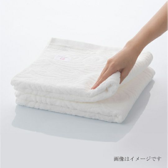 今治謹製 白織タオル premium フェイスタオル 1枚　約33×80㎝　TSR142　（今治製）の厚み