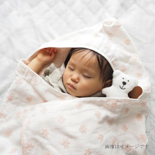 今治謹製 First towel　フード付きバスポンチョの使用イメージ