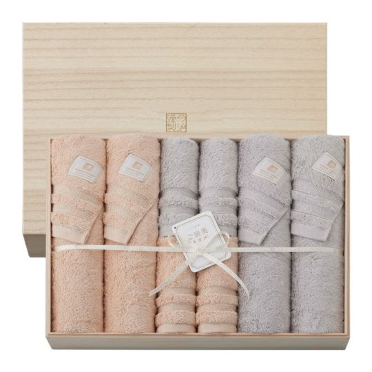 今治謹製 ご褒美タオル　木箱入り　バスタオル4枚・フェイスタオル4枚セット　GH63100（今治製）