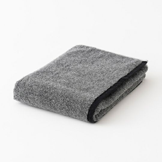 今治謹製 （Triporous） 消臭抗菌バスタオル1枚 約60×120cm TITP04