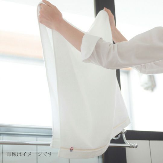 【20周年限定】今治謹製“白”のタオルセット　バスタオル３枚セット　ISET2404（今治製）のサイズ感