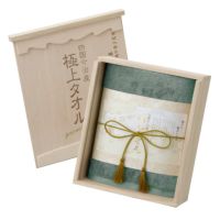 【限定色】今治謹製　極上タオル premium 木箱入り　バスタオル１枚　ブルー　GK5253(今治製)